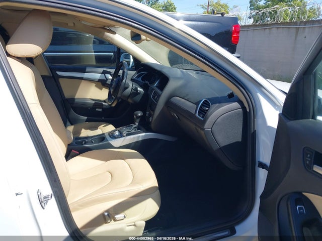 WAUEFAFL5FN016411 Audi A4 2.0t Premium