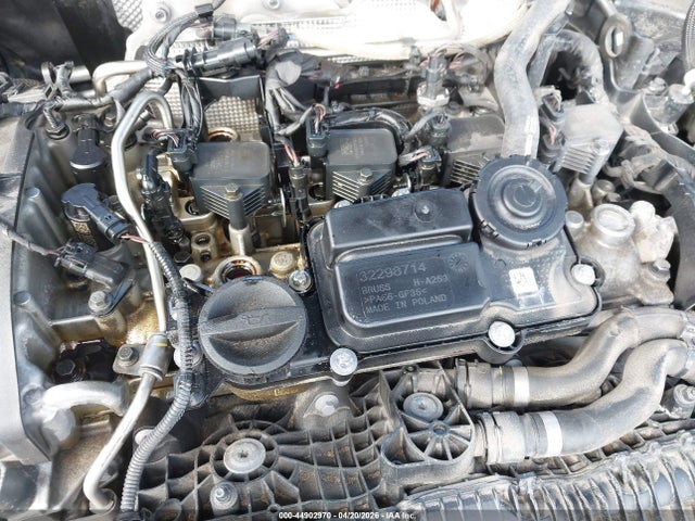 2024 Volvo Xc40 B5 Plus Bright Theme მანქანა იყიდება აუქციონზე, vin: YV4L12UE2R2240418, აუქციონის ნომერი: 44902970