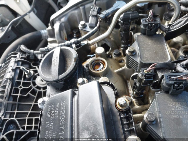 2024 Volvo Xc40 B5 Plus Bright Theme მანქანა იყიდება აუქციონზე, vin: YV4L12UE2R2240418, აუქციონის ნომერი: 44902970