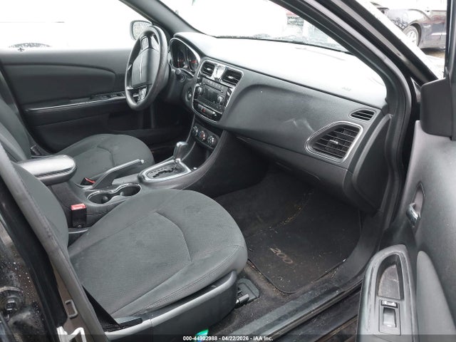 Продажа на аукционе авто 2012 Chrysler 200 Lx, vin: 1C3CCBAB8CN167217, номер лота: 44902988
