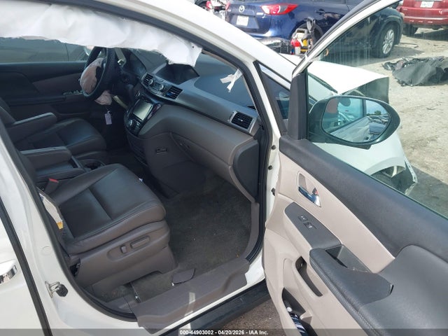 Auction sale of the 2016 Honda Odyssey Ex-l, vin: 5FNRL5H63GB105597, lot number: 44903002