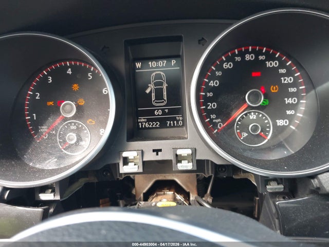 2011 Volkswagen Gti 4-door მანქანა იყიდება აუქციონზე, vin: WVWHV7AJ8BW234147, აუქციონის ნომერი: 44903004