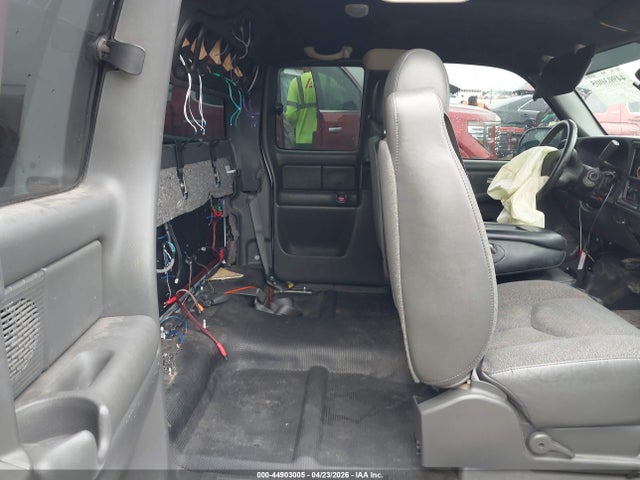 Продаж на аукціоні авто 2005 Chevrolet Silverado 1500 Work Truck, vin: 1GCEC19Z55Z116303, номер лоту: 44903005