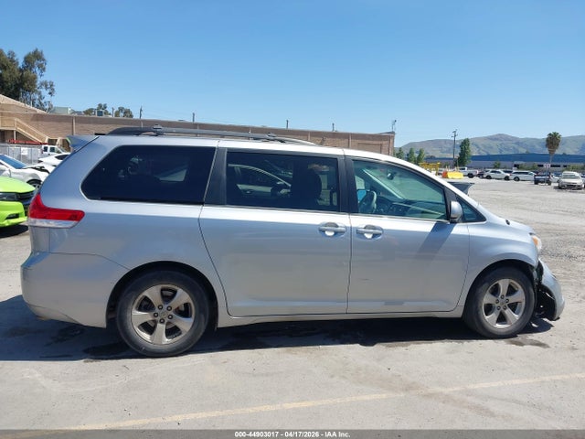 5TDKK3DC6ES484060 Toyota Sienna Le V6 8 Passenger