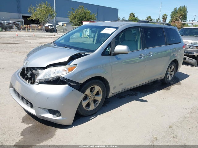 5TDKK3DC6ES484060 Toyota Sienna Le V6 8 Passenger