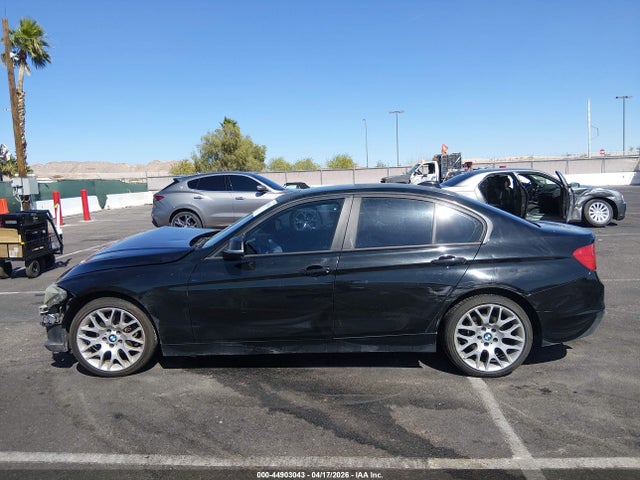 2013 Bmw 320i მანქანა იყიდება აუქციონზე, vin: WBA3B1C55DK129489, აუქციონის ნომერი: 44903043