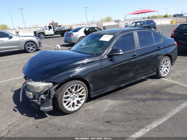 2013 Bmw 320i მანქანა იყიდება აუქციონზე, vin: WBA3B1C55DK129489, აუქციონის ნომერი: 44903043