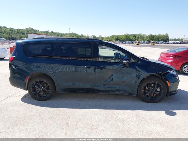 2022 Chrysler Pacifica Limited Awd მანქანა იყიდება აუქციონზე, vin: 2C4RC3GG5NR174565, აუქციონის ნომერი: 44903049