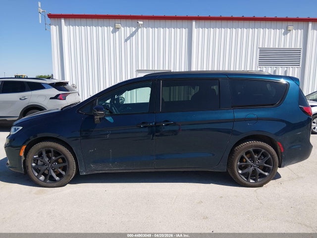 2022 Chrysler Pacifica Limited Awd მანქანა იყიდება აუქციონზე, vin: 2C4RC3GG5NR174565, აუქციონის ნომერი: 44903049