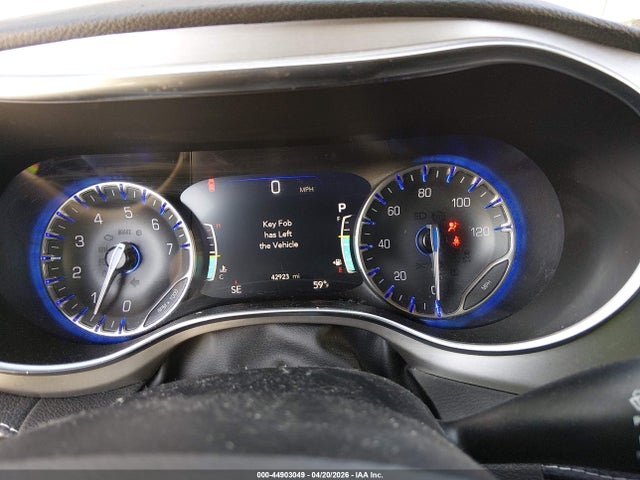 2022 Chrysler Pacifica Limited Awd მანქანა იყიდება აუქციონზე, vin: 2C4RC3GG5NR174565, აუქციონის ნომერი: 44903049