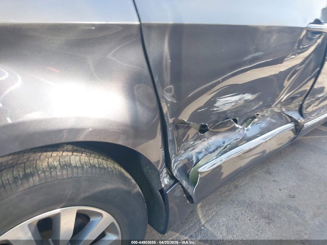 44903055 :رقم المزاد ، 2C4RC1EG6KR668419 vin ، 2019 Chrysler Pacifica Touring L Plus مزاد بيع