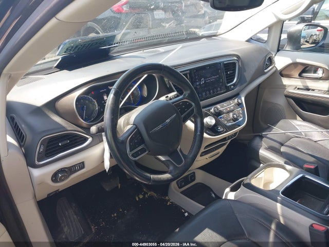 44903055 :رقم المزاد ، 2C4RC1EG6KR668419 vin ، 2019 Chrysler Pacifica Touring L Plus مزاد بيع