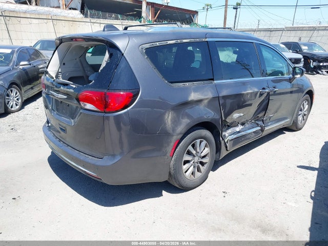44903055 :رقم المزاد ، 2C4RC1EG6KR668419 vin ، 2019 Chrysler Pacifica Touring L Plus مزاد بيع