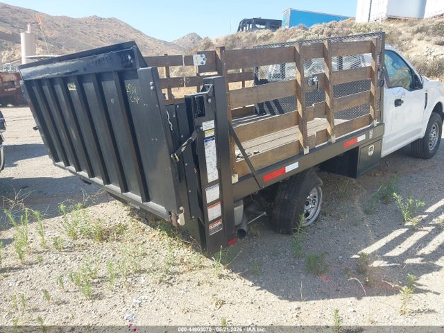 Ford F-350 Xl 2022 1FTRF3A65NEG46199 Image 4