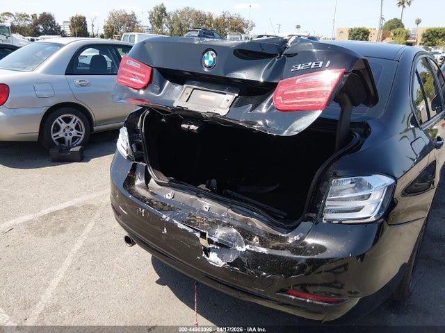 Продаж на аукціоні авто 2014 Bmw 320i, vin: WBA3B1C58EK133408, номер лоту: 44903098
