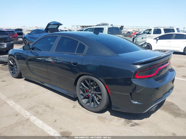 2C3CDXEJ9FH854988 Dodge Charger Srt 392