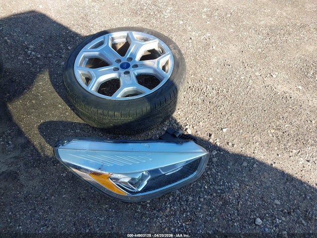 2017 Ford Escape Titanium მანქანა იყიდება აუქციონზე, vin: 1FMCU9J96HUA77412, აუქციონის ნომერი: 44903128