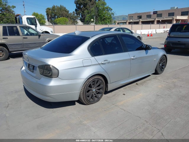 2008 Bmw 328i მანქანა იყიდება აუქციონზე, vin: WBAVC53528FZ82766, აუქციონის ნომერი: 44903132
