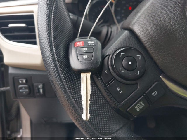 Aukcja sprzedaży 2014 Toyota Corolla Le, vin: 5YFBURHE4EP018788, numer aukcji: 44903134