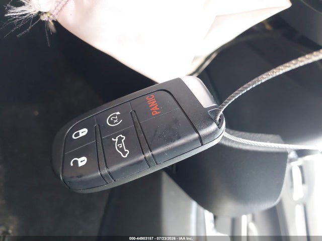 44903157 :رقم المزاد ، 2C3CCABG0MH541432 vin ، 2021 Chrysler 300 300s مزاد بيع