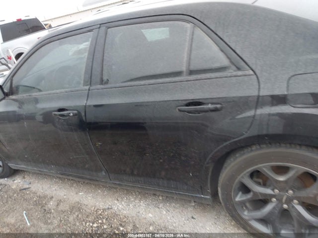 44903157 :رقم المزاد ، 2C3CCABG0MH541432 vin ، 2021 Chrysler 300 300s مزاد بيع
