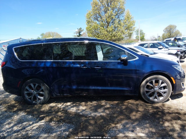 44903158 :رقم المزاد ، 2C4RC1GG6HR512662 vin ، 2017 Chrysler Pacifica Limited مزاد بيع