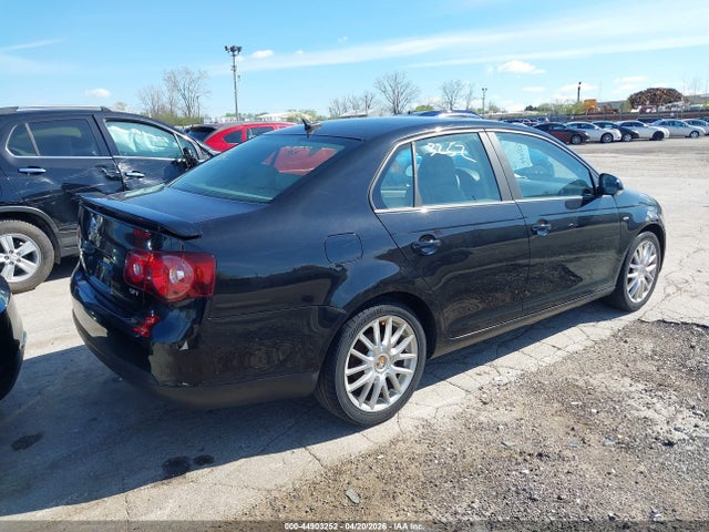 44903252 :رقم المزاد ، 3VWRJ71K88M182839 vin ، 2008 Volkswagen Jetta Wolfsburg Edition مزاد بيع