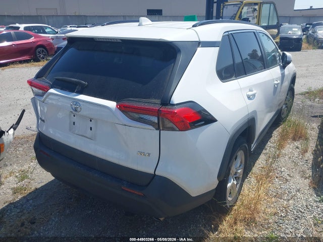 Toyota Rav4 Xle 2021 2T3W1RFV8MC170186 Image 4