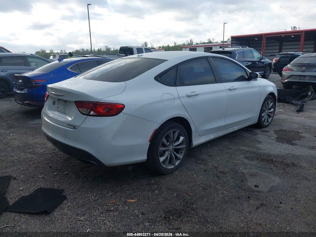 2016 Chrysler 200 S მანქანა იყიდება აუქციონზე, vin: 1C3CCCBB7GN111599, აუქციონის ნომერი: 44903271