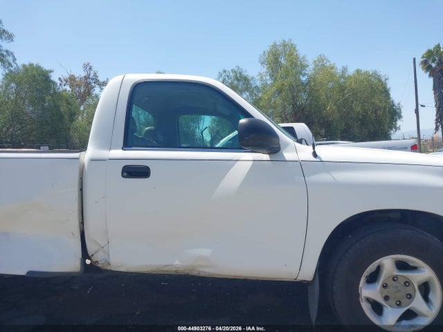 44903276 :رقم المزاد ، 5TBJN32192S267692 vin ، 2002 Toyota Tundra مزاد بيع