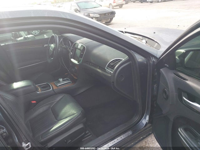 44903283 :رقم المزاد ، 2C3CCAPG3HH661367 vin ، 2017 Chrysler 300c Platinum مزاد بيع