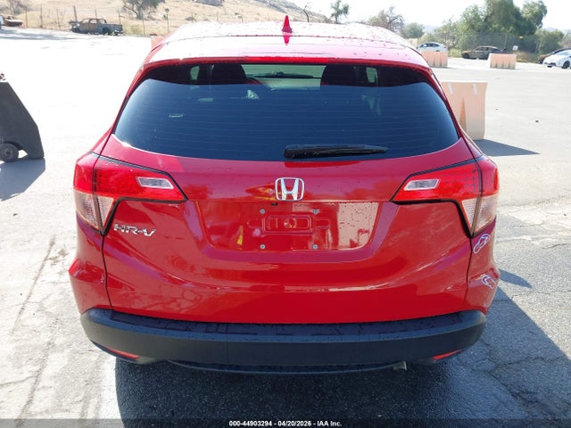 Honda HR-V LX 2018 3CZRU5H35JG702653 Image 16