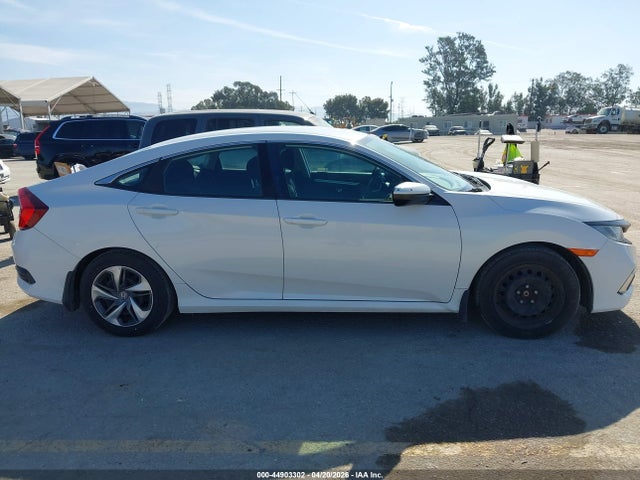 44903302 :رقم المزاد ، 2HGFC2F60KH557726 vin ، 2019 Honda Civic Lx مزاد بيع