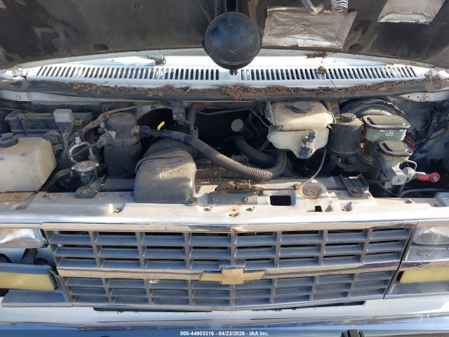 Продажа на аукционе авто 1992 Gmc Rally Wagon / Van G2500, vin: 2GDEG25K1N4525968, номер лота: 44903316