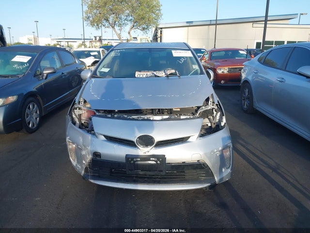 JTDKN3DU2F1947195 Toyota Prius Four