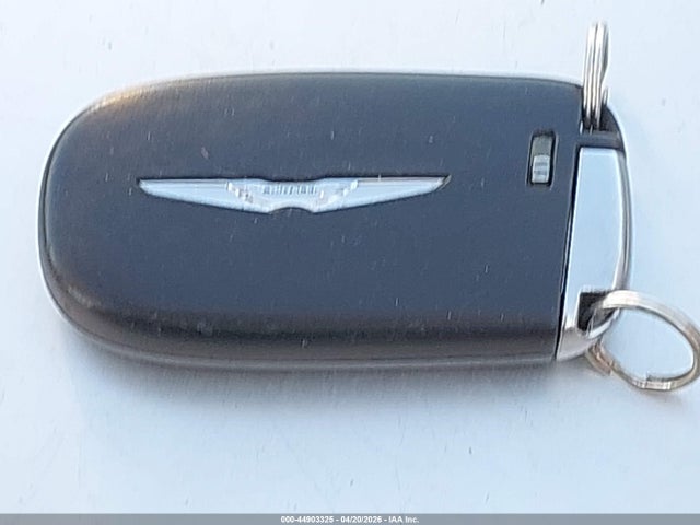 Продажа на аукционе авто 2015 Chrysler 200 C, vin: 1C3CCCCG8FN678705, номер лота: 44903325