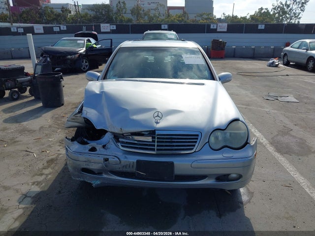 44903348 :رقم المزاد ، WDBRF61J93F314827 vin ، 2003 Mercedes-benz C 240 مزاد بيع