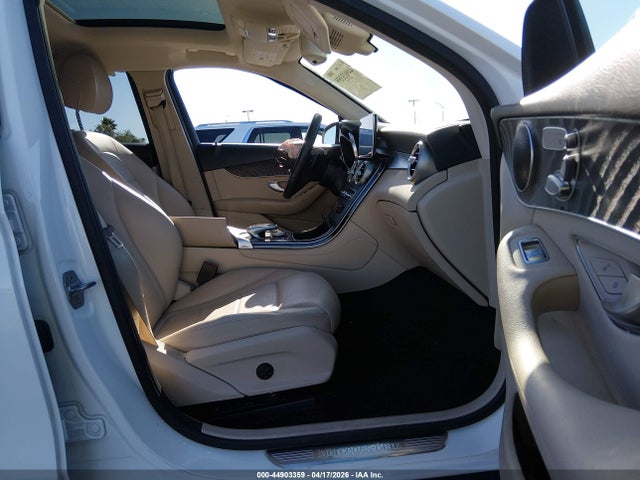Продажа на аукционе авто 2018 Mercedes-benz Glc 300, vin: WDC0G4JB6JV027513, номер лота: 44903359