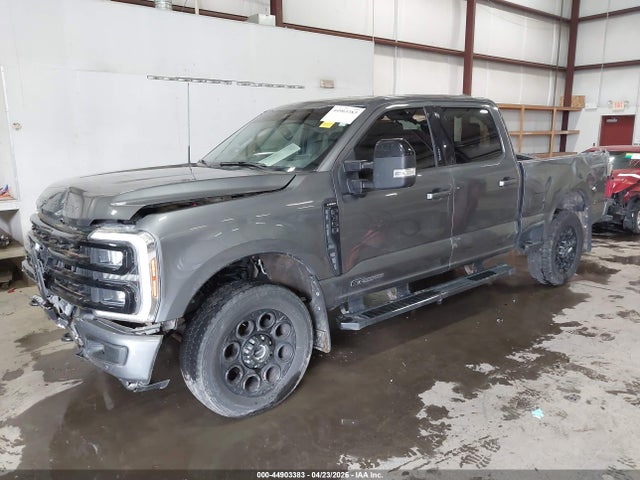 Ford F-350 Lariat 2023 1FT8W3BT0PED53278 Image 2