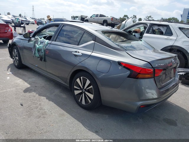 1N4BL4DV2NN315640 Nissan Altima Sv Fwd