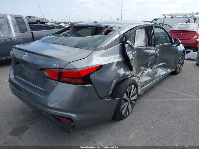 1N4BL4DV2NN315640 Nissan Altima Sv Fwd