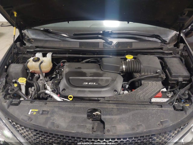 Продаж на аукціоні авто 2018 Chrysler Pacifica Limited, vin: 2C4RC1GG5JR314600, номер лоту: 44903420