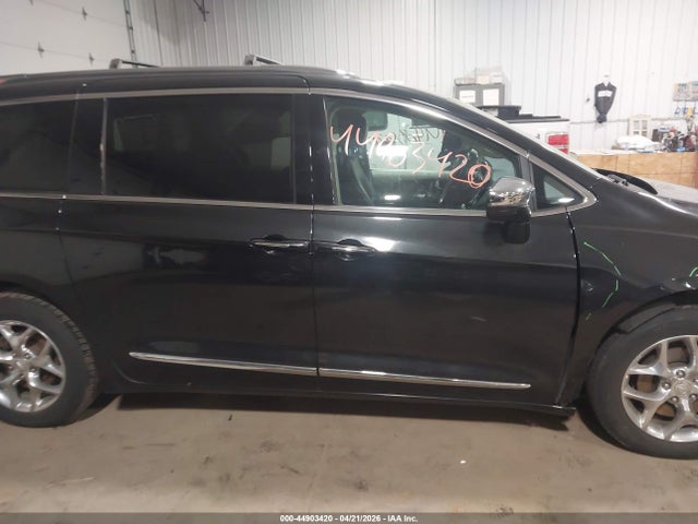 Продаж на аукціоні авто 2018 Chrysler Pacifica Limited, vin: 2C4RC1GG5JR314600, номер лоту: 44903420