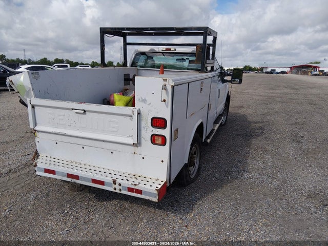 Ford F-250 Xl 2015 1FDBF2BT4FEC28035 Image 4