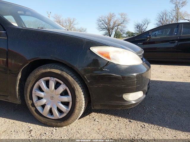 44903438 :رقم المزاد ، 4T1BE32K04U345033 vin ، 2004 Toyota Camry Le مزاد بيع