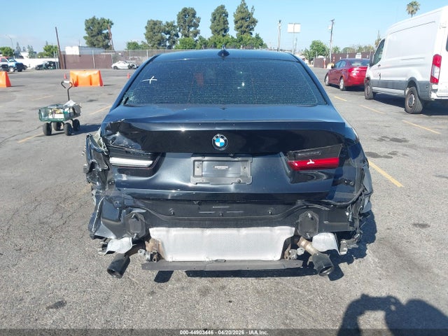 2021 Bmw 330e მანქანა იყიდება აუქციონზე, vin: 3MW5P7J00M8B82350, აუქციონის ნომერი: 44903446