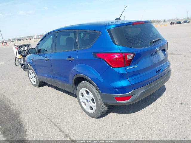 Ford ESCAPE S 2019 1FMCU0F7XKUC55090 Image 3