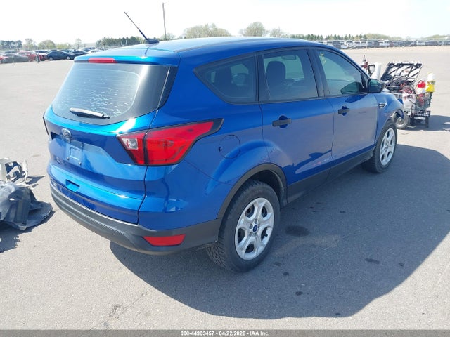 Ford ESCAPE S 2019 1FMCU0F7XKUC55090 Image 4