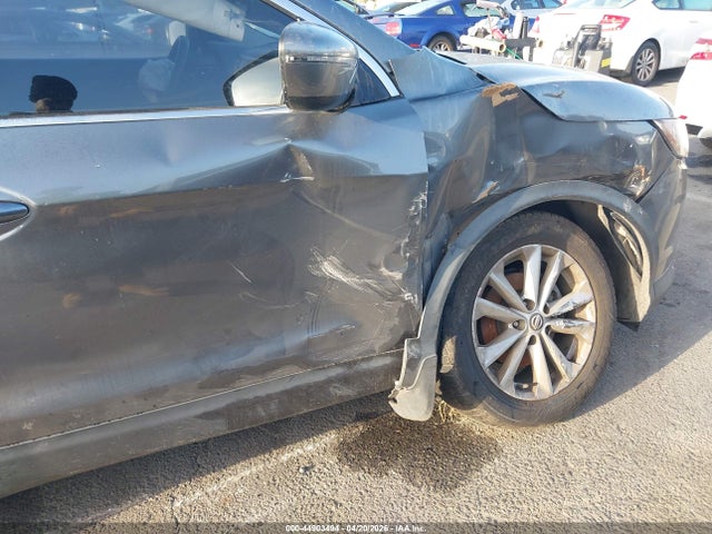 JN1BJ1CP1KW234963 Nissan Rogue Sport Sv
