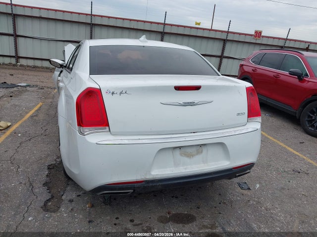 Продажа на аукционе авто 2016 Chrysler 300 Anniversary Edition, vin: 2C3CCAAG7GH212569, номер лота: 44903507